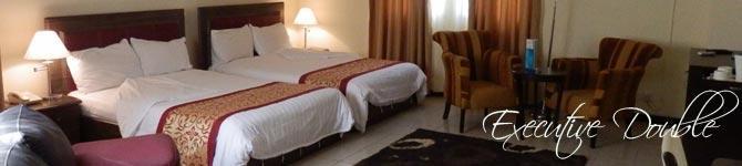 Blue Lodge Hotel ลากอส ภายนอก รูปภาพ